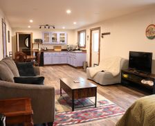 United States Kansas Emporia vacation rental compare prices direct by owner 25474314