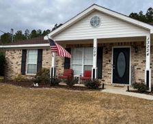 United States Alabama Foley vacation rental compare prices direct by owner 26004347