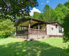 United States North Carolina Cullowhee vacation rental compare prices direct by owner 29748171