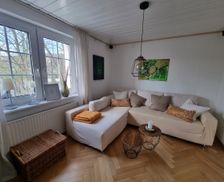 Germany Nordrhein-Westfalen Engelskirchen vacation rental compare prices direct by owner 13152360