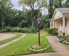 United States Missouri Florissant vacation rental compare prices direct by owner 25790296