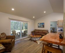 United States California Mariposa vacation rental compare prices direct by owner 28075323