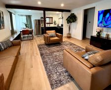 United States California Santa Clarita vacation rental compare prices direct by owner 26540744