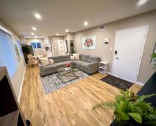 United States California La Crescenta-Montrose vacation rental compare prices direct by owner 29550338