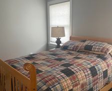 United States New York Pine Bush vacation rental compare prices direct by owner 32295072