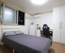 South Korea Seoul Dongjak-gu vacation rental compare prices direct by owner 25996211