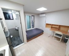 South Korea Seoul Mapo-gu vacation rental compare prices direct by owner 25628512