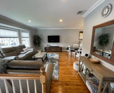 United States New York Kings Park vacation rental compare prices direct by owner 25194445