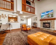 United States Indiana Fort Wayne vacation rental compare prices direct by owner 27692561