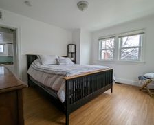 United States Rhode Island Cranston vacation rental compare prices direct by owner 27143869