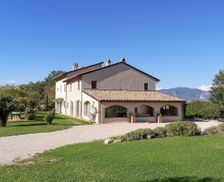 Italy Umbria Narni vacation rental compare prices direct by owner 13991957