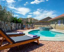 United States California Yucca Valley vacation rental compare prices direct by owner 26618885
