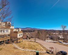 United States Vermont Stowe vacation rental compare prices direct by owner 26572767