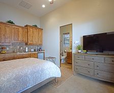 United States Arizona Phoenix vacation rental compare prices direct by owner 29619042