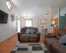 United States Minnesota Shakopee vacation rental compare prices direct by owner 28256087