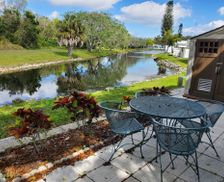 United States Florida Palmetto vacation rental compare prices direct by owner 29128414