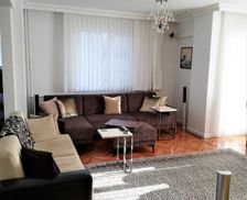 Turkey İstanbul Kadıköy vacation rental compare prices direct by owner 28128552