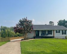 United States North Carolina Youngsville vacation rental compare prices direct by owner 28737494