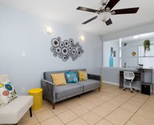 United States Texas McAllen vacation rental compare prices direct by owner 26498219