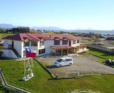Chile Magallanes y la Antártica Chilena Puerto Natales vacation rental compare prices direct by owner 27743425