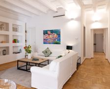 Italy Toscana Firenze vacation rental compare prices direct by owner 28804372