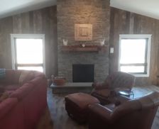 United States New York New Paltz vacation rental compare prices direct by owner 29113054