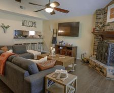 United States Texas Crosby vacation rental compare prices direct by owner 29087538