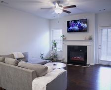 United States Georgia Atlanta vacation rental compare prices direct by owner 28331616