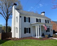United States Virginia Lynchburg vacation rental compare prices direct by owner 28338740