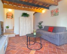 Italy Toscana Capannori vacation rental compare prices direct by owner 27075685