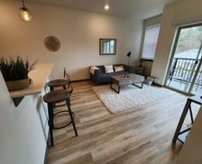 United States Washington Puyallup vacation rental compare prices direct by owner 13164624