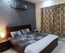 Pakistan Sindh Karachi vacation rental compare prices direct by owner 27511009