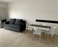 Argentina Provincia de Buenos Aires Morón vacation rental compare prices direct by owner 32329876