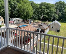 United States Rhode Island Burrillville vacation rental compare prices direct by owner 29052380