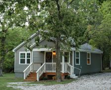 United States Arkansas Fayetteville vacation rental compare prices direct by owner 27458279