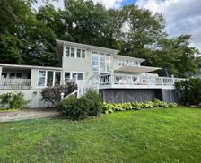 United States New York Oyster Bay vacation rental compare prices direct by owner 32555218