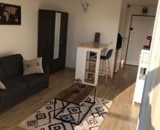 France Occitanie Nîmes vacation rental compare prices direct by owner 28940297