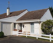 France Île-de-France Les Essarts-le-Roi vacation rental compare prices direct by owner 27393852