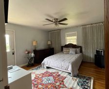 United States New Jersey Edison vacation rental compare prices direct by owner 29449546