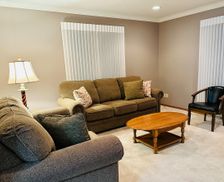 United States Iowa Sioux Center vacation rental compare prices direct by owner 28837542