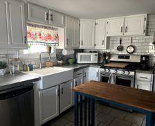 United States New York Oneonta vacation rental compare prices direct by owner 28761183