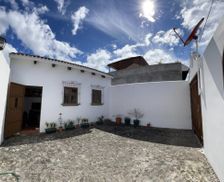 Guatemala Sacatepéquez San Miguel Dueñas vacation rental compare prices direct by owner 27744785