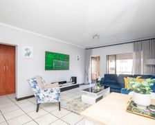 South Africa Gauteng Sandton vacation rental compare prices direct by owner 29257581