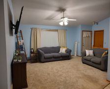 United States South Dakota Yankton vacation rental compare prices direct by owner 27799939
