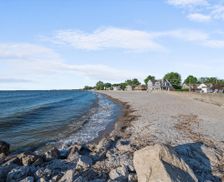 United States Michigan Luna Pier vacation rental compare prices direct by owner 29482630