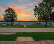 United States Ohio Chippewa Lake vacation rental compare prices direct by owner 2832069