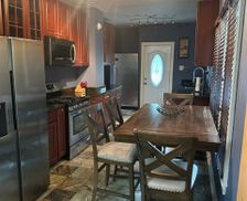 United States Illinois Maywood vacation rental compare prices direct by owner 27628007