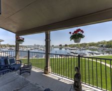 United States Wisconsin Fontana-on-Geneva Lake vacation rental compare prices direct by owner 26582408