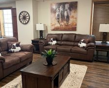 United States Kansas Dodge City vacation rental compare prices direct by owner 27830836