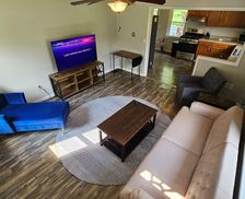 United States New York Hornell vacation rental compare prices direct by owner 28022190